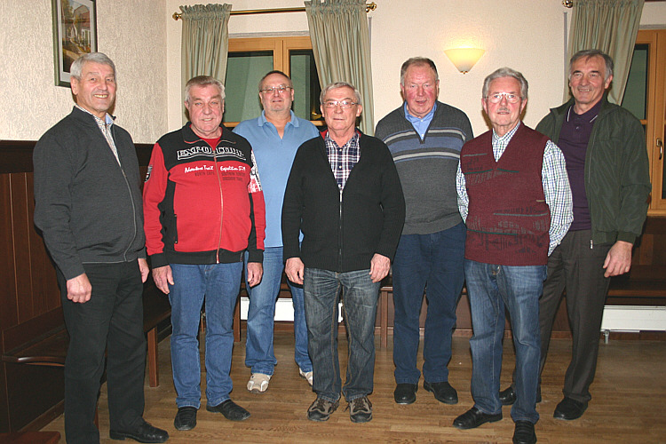 JAHRESHAUPTVERSAMMLUNG 2015: Fischer und sein Team bleiben an der Spitze